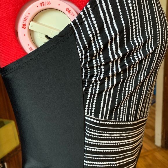 Krista Swimsuit 12D - Picture 2 of 3